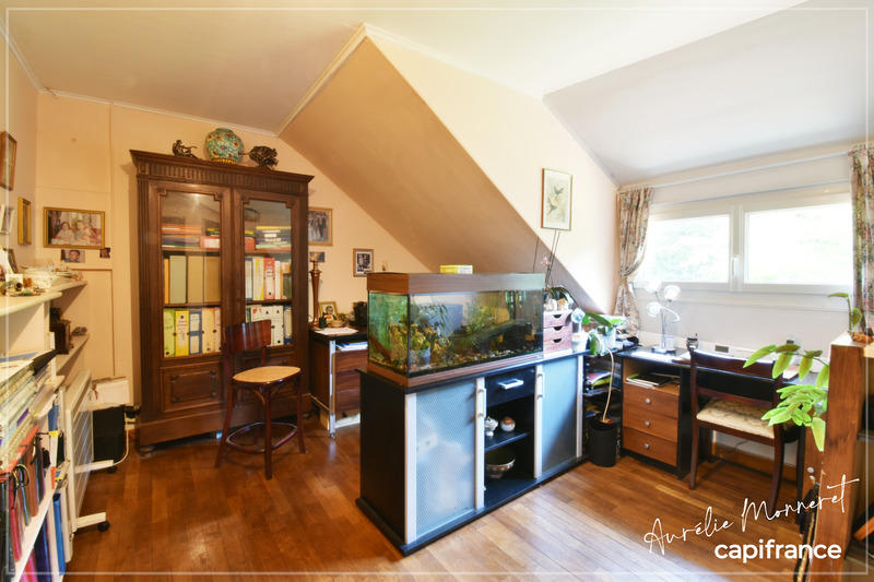 Maison bourgeoise - 220 m² - 8 pièces