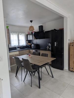 Maison - 80 m² - 4 pièces