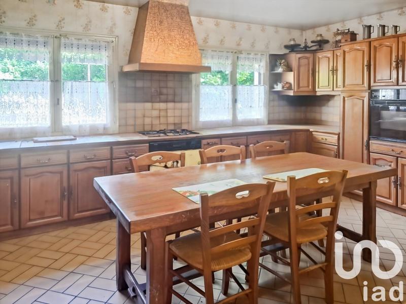 Maison - 167 m² - 10 pièces