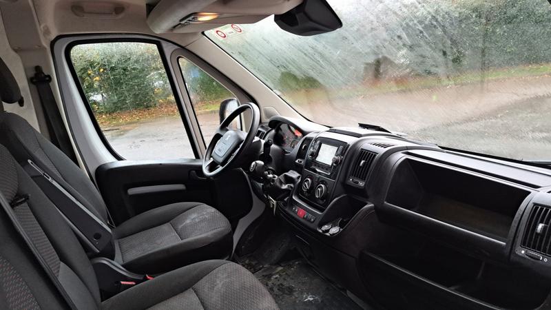 Peugeot Boxer Fourgon Tole 333 L2h2 Bluehdi 140 Ss Asphalt
