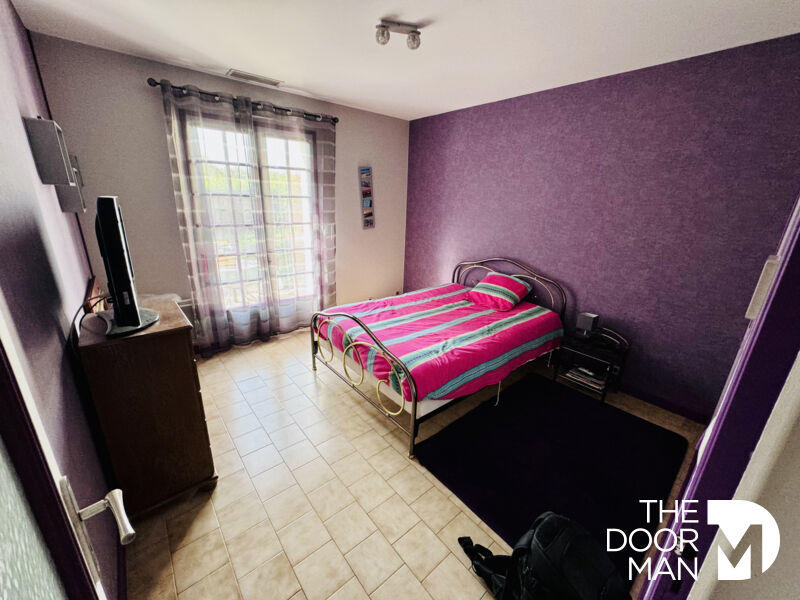 Maison - 180 m² - 6 pièces