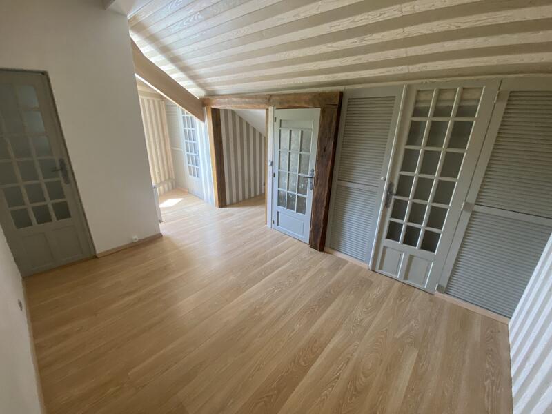 Maison ancienne - 132 m² - 6 pièces