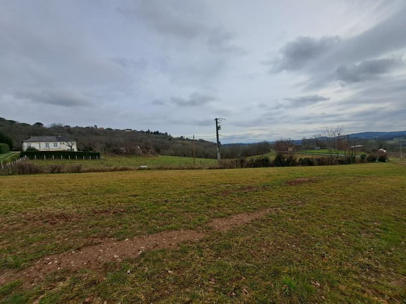 Terrain constructible - 3 280 m²