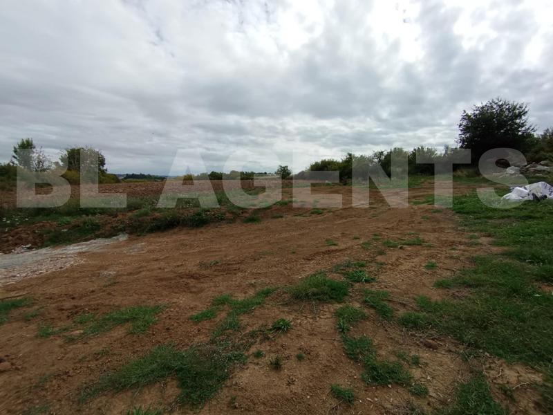 Terrain constructible - 1 480 m²