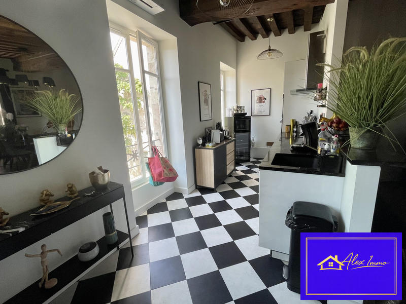 Appartement - 147 m² - 7 pièces