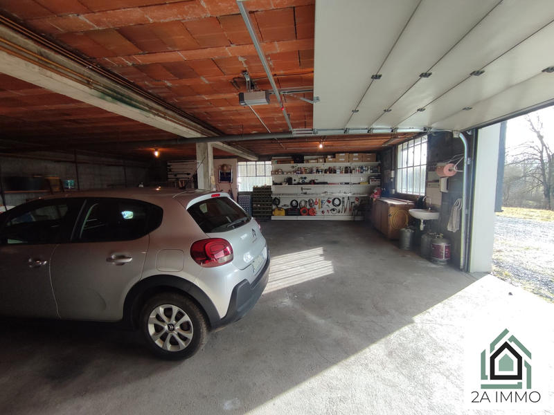 Maison - 230 m² - 9 pièces