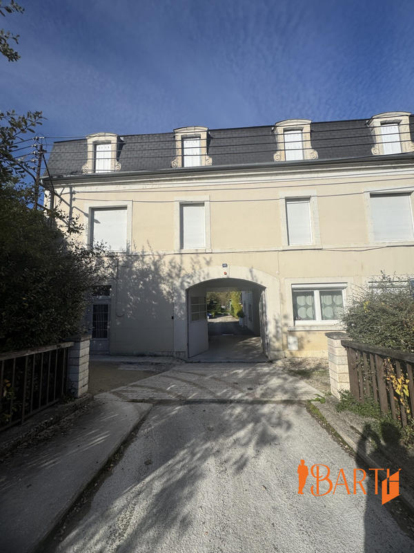 Appartement - 140 m² - 5 pièces