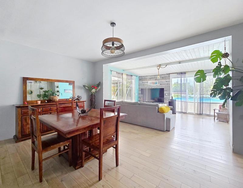 Maison - 115 m² - 6 pièces