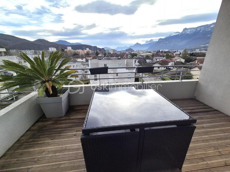 Appartement - 64 m² - 3 pièces