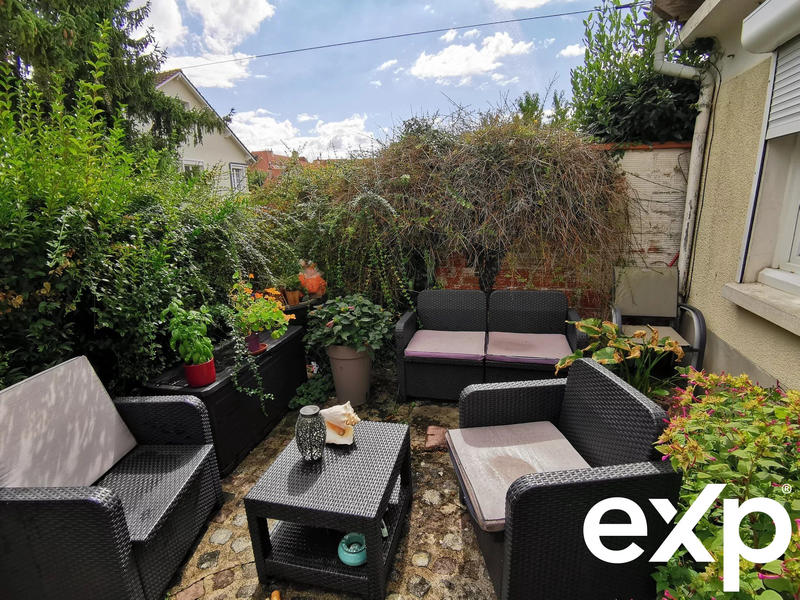 Maison - 80 m² - 5 pièces