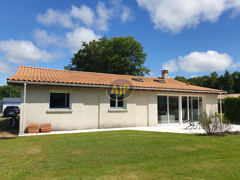 Maison - 101 m² - 4 pièces