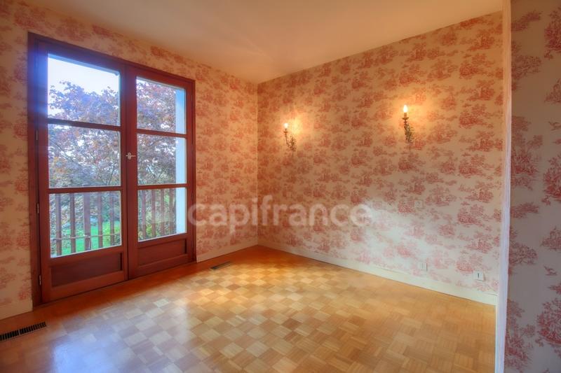 Maison - 151 m² - 7 pièces