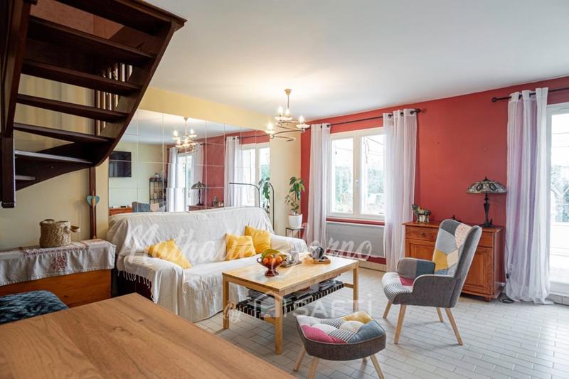 Maison - 91 m² - 5 pièces