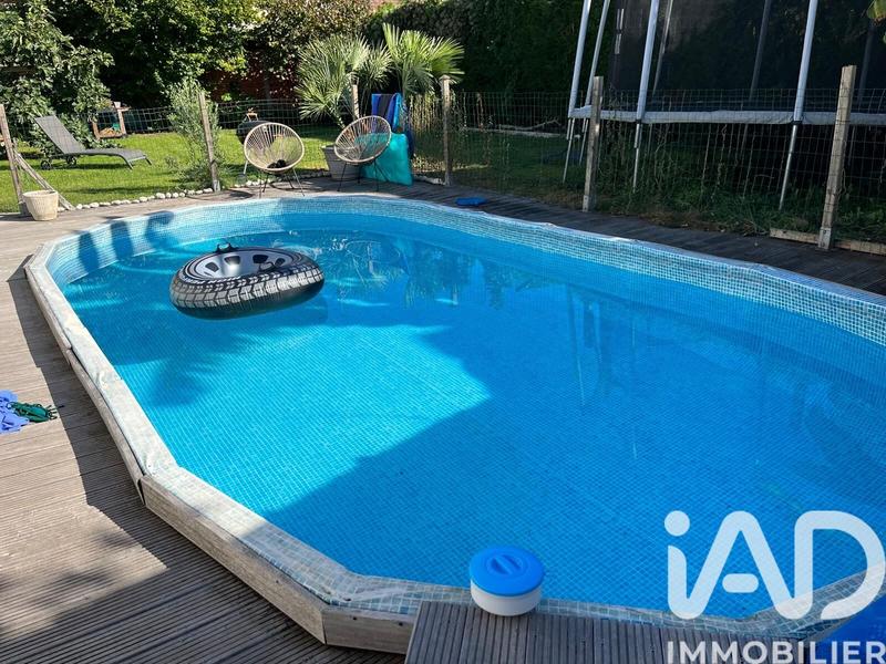 Maison - 172 m² - 10 pièces