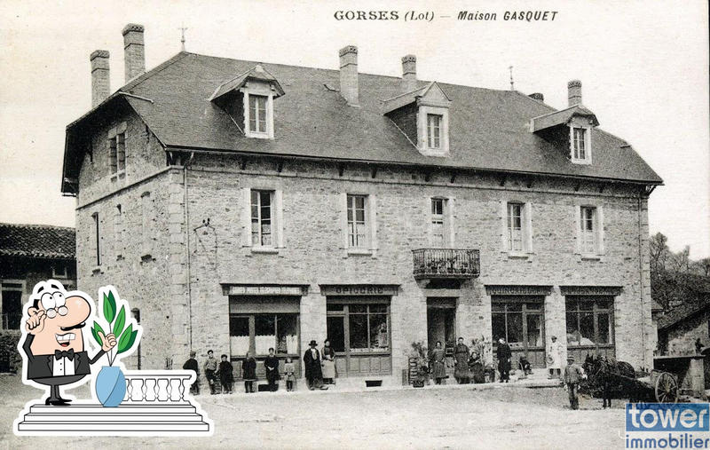 Maison de village - 270 m² - 10 pièces