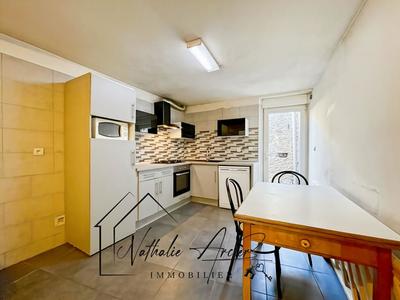 Maison - 92 m² - 5 pièces