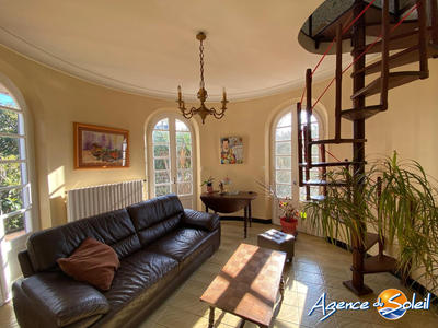 Maison - 170 m² - 5 pièces