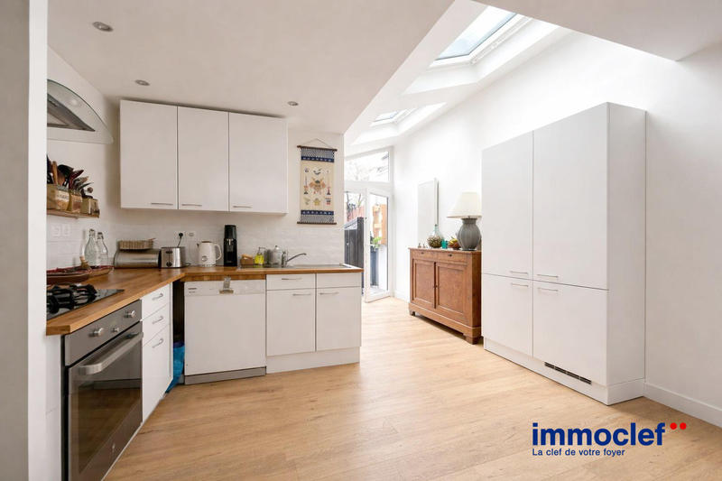 Maison - 105 m² - 4 pièces