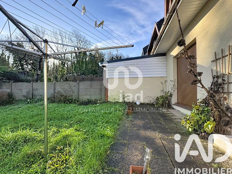 Maison - 93 m² - 4 pièces