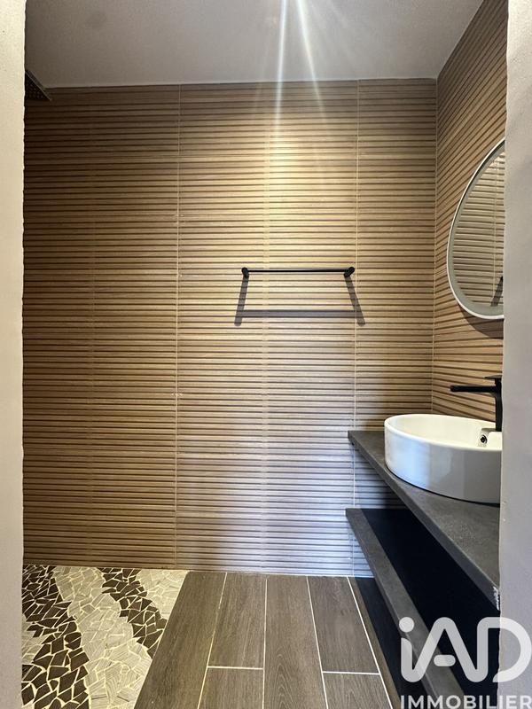 Maison - 98 m² - 4 pièces