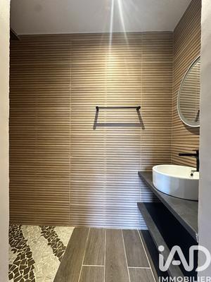 Maison - 98 m² - 4 pièces