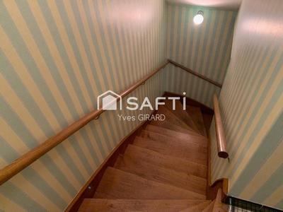 Maison de village - 222 m² - 8 pièces