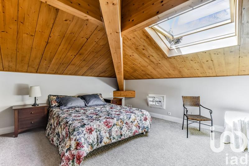 Maison - 435 m² - 11 pièces