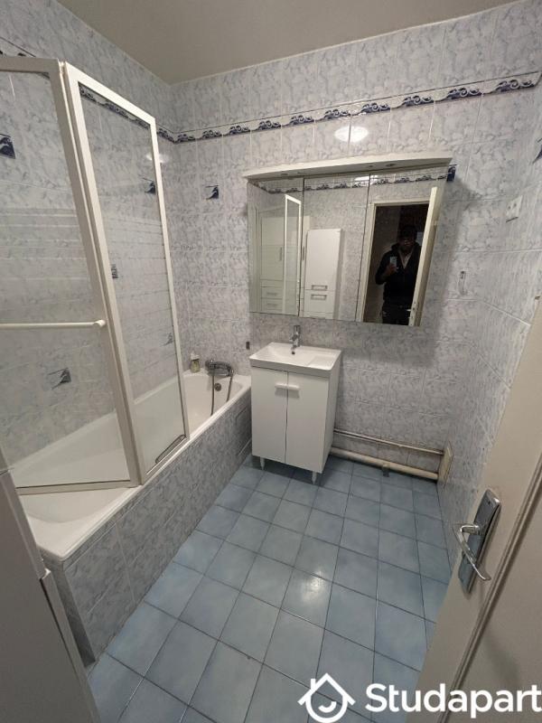 Chambre - 14 m² - 1 pièce