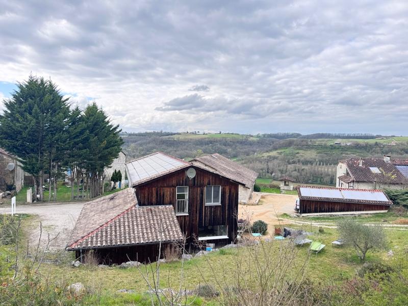 Propriété - 500 m² - 15 pièces