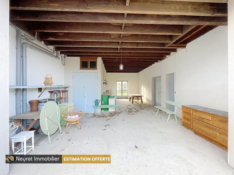 Propriété - 172 m² - 6 pièces