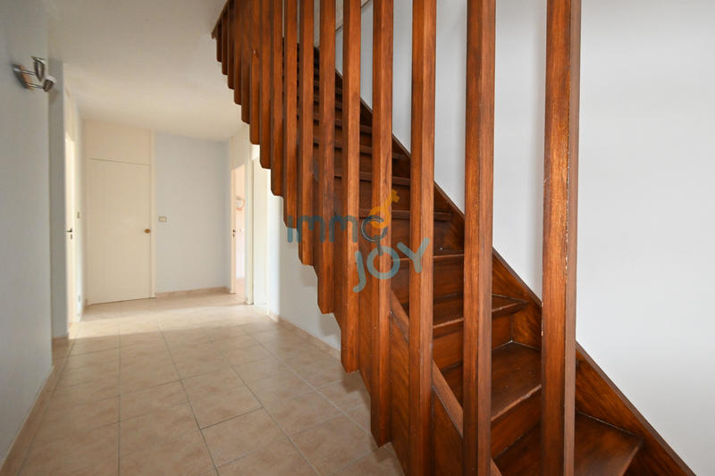 Maison - 160 m² - 7 pièces