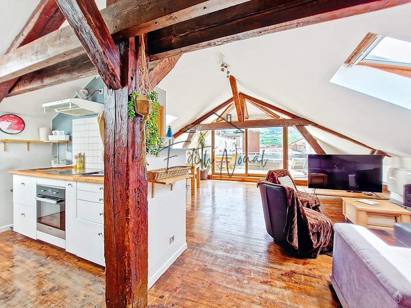 Appartement - 147 m² - 5 pièces