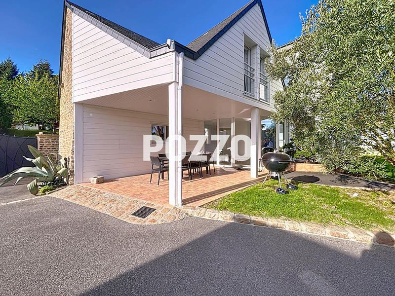 Maison - 158 m² - 6 pièces