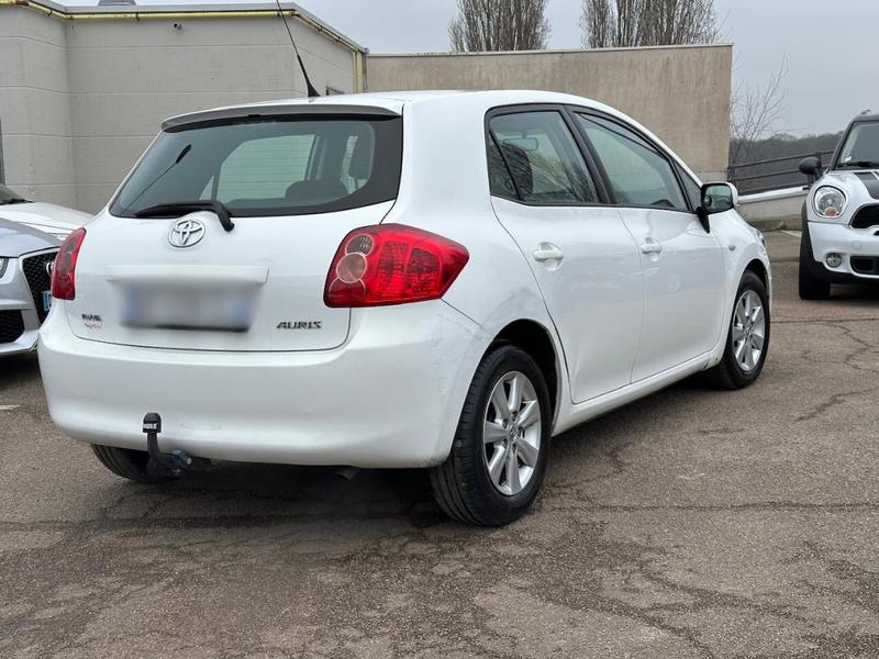 Toyota Auris 90 d-4d Fap Dynamic 5p