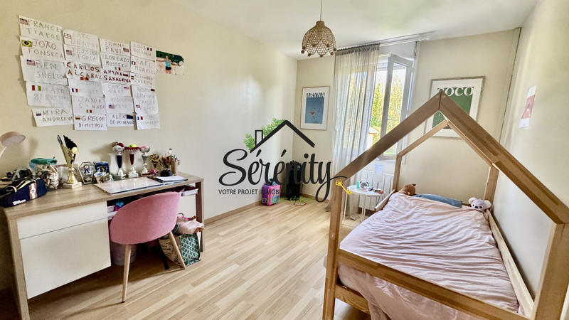 Maison - 114 m² - 8 pièces