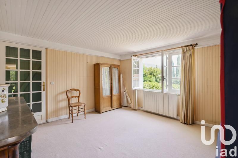 Maison - 220 m² - 4 pièces