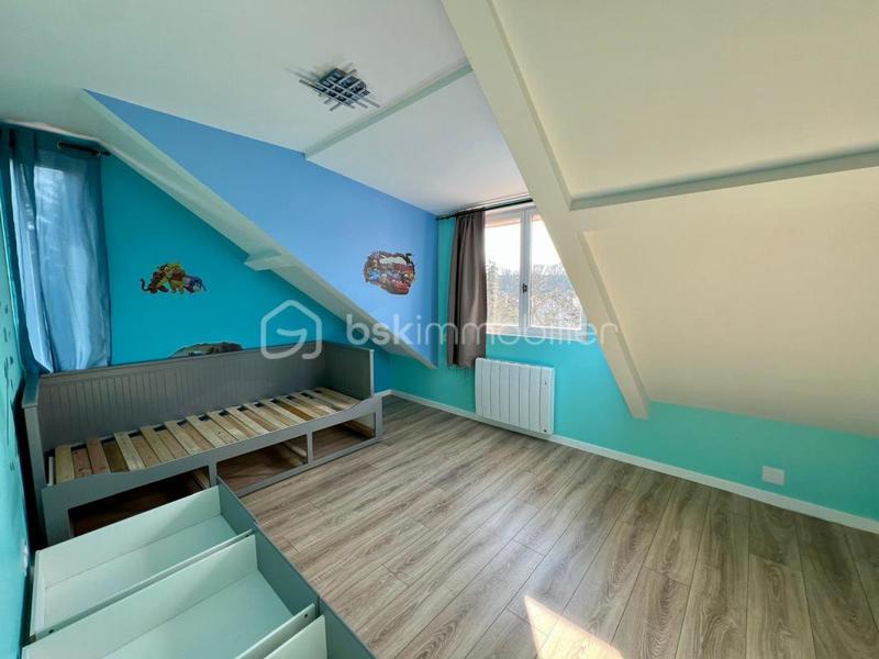 Maison - 95 m² - 5 pièces