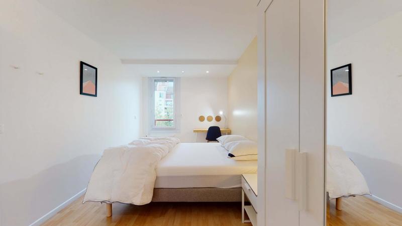 Appartement - 125 m² - 6 pièces