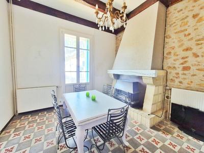 Maison - 200 m² - 8 pièces