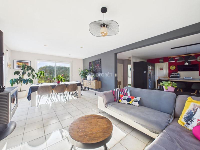 Maison - 145 m² - 6 pièces