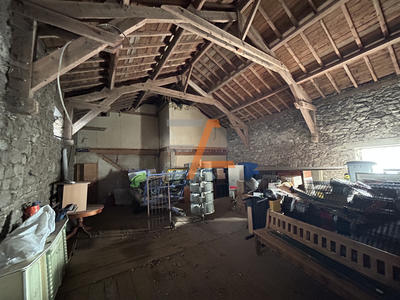 Maison - 288 m² - 6 pièces