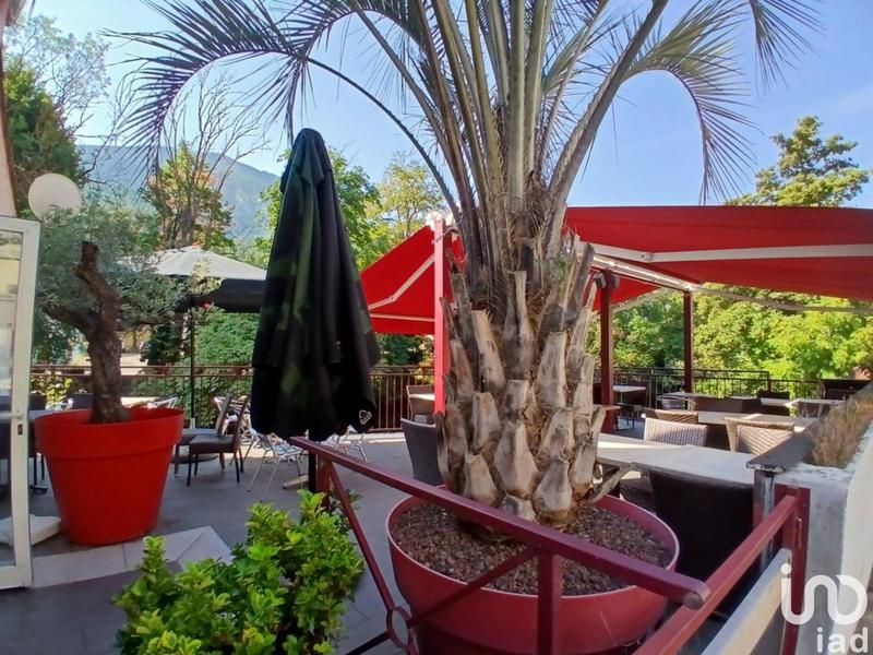 Local commercial - 230 m²