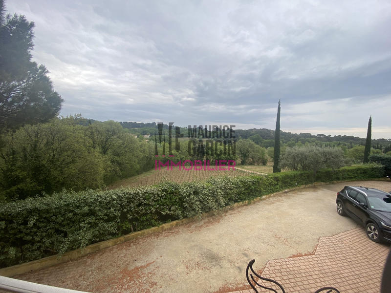 Maison - 294 m² - 12 pièces