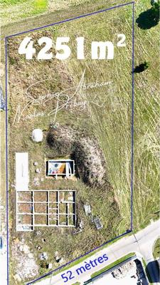 Terrain constructible - 4 251 m²