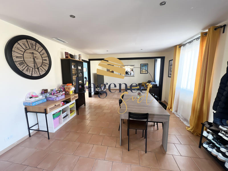 Appartement - 95 m² - 4 pièces