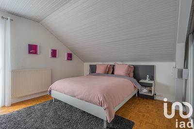 Maison - 205 m² - 6 pièces