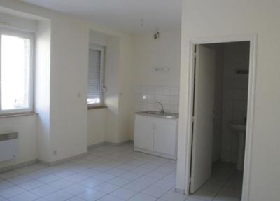 Appartement ancien - 25 m² - 1 pièce