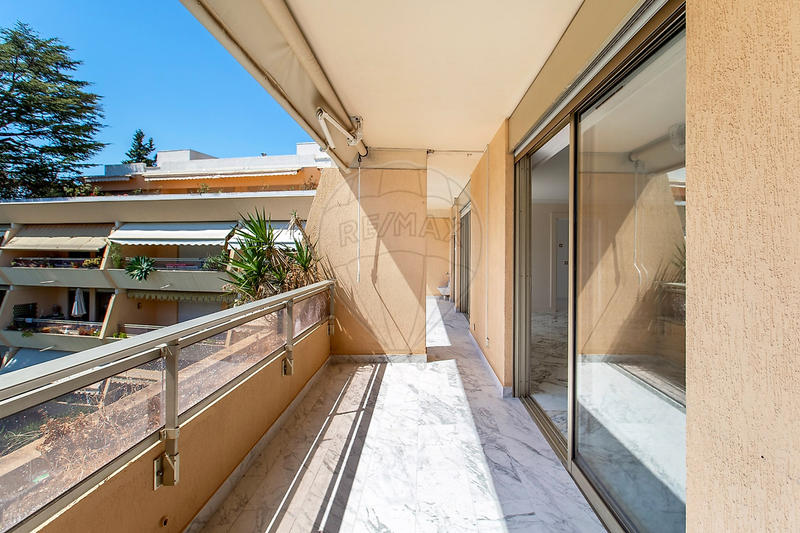 Appartement - 153 m² - 4 pièces