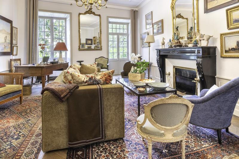 Maison bourgeoise - 399 m² - 15 pièces