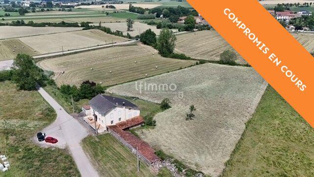 Maison - 268 m² - 9 pièces